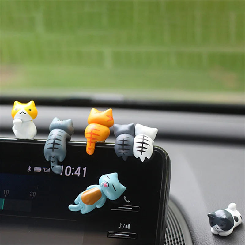 Cat Ornaments Car Dashboard Center Console Cute Resin Maneki-Neko Auto Interior DIY Decoration Accessories