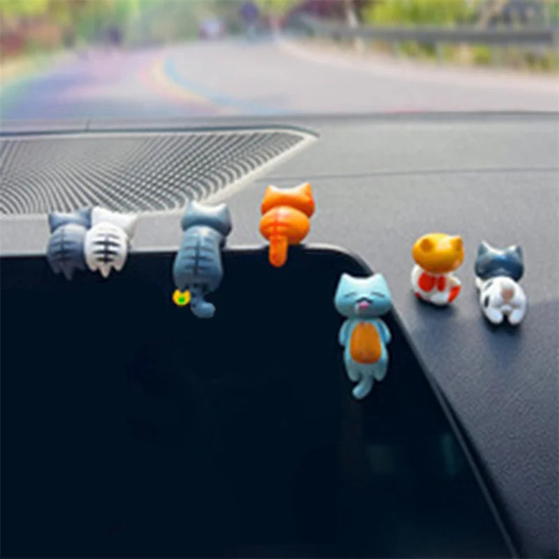 Cat Ornaments Car Dashboard Center Console Cute Resin Maneki-Neko Auto Interior DIY Decoration Accessories